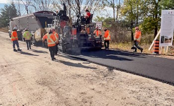 Paving with Green Roads R50 mix